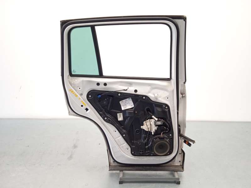 Recambio de puerta trasera izquierda para volkswagen tiguan (5n_) 2.0 tfsi 4motion referencia OEM IAM 5N0833055A - Blanco 5