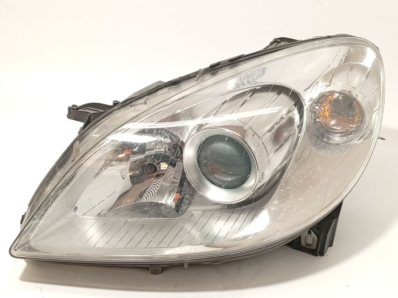 FARO IZQUIERDO A1698207761 0301247201