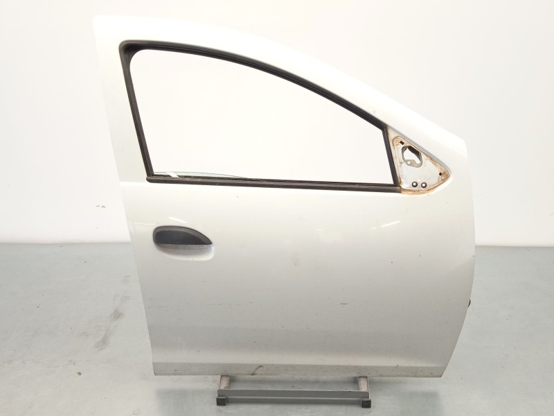 PUERTA DELANTERA DERECHA 801008681R 