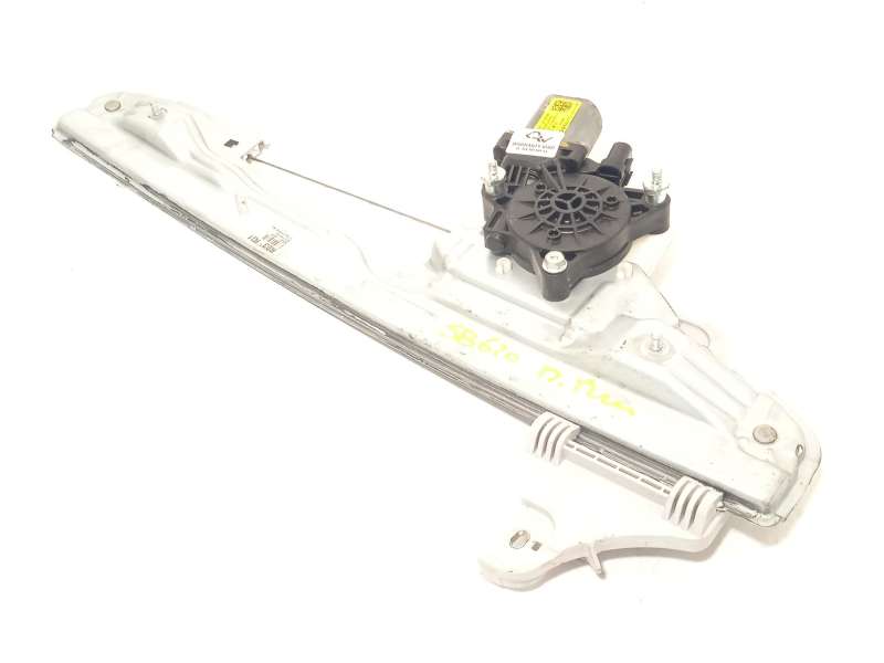 ELEVALUNAS DELANTERO DERECHO 82460J9000 