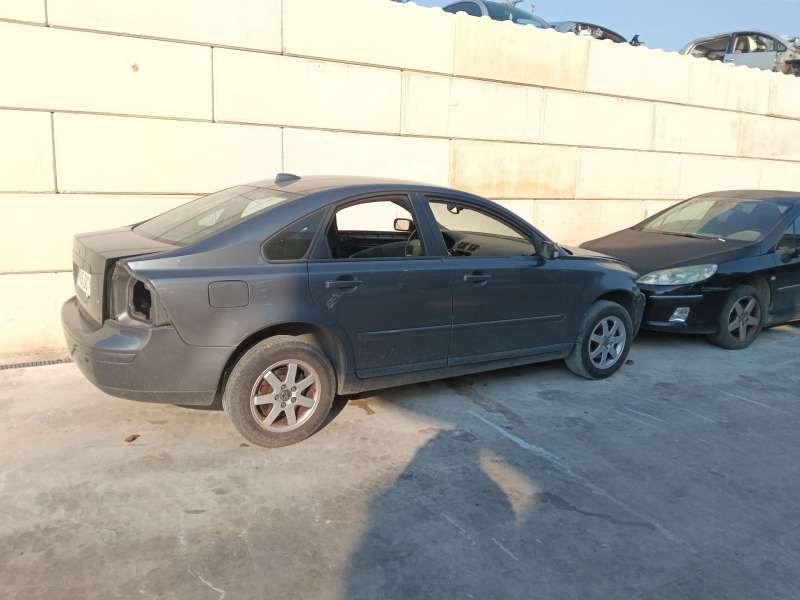 VOLVO S40 II (544)