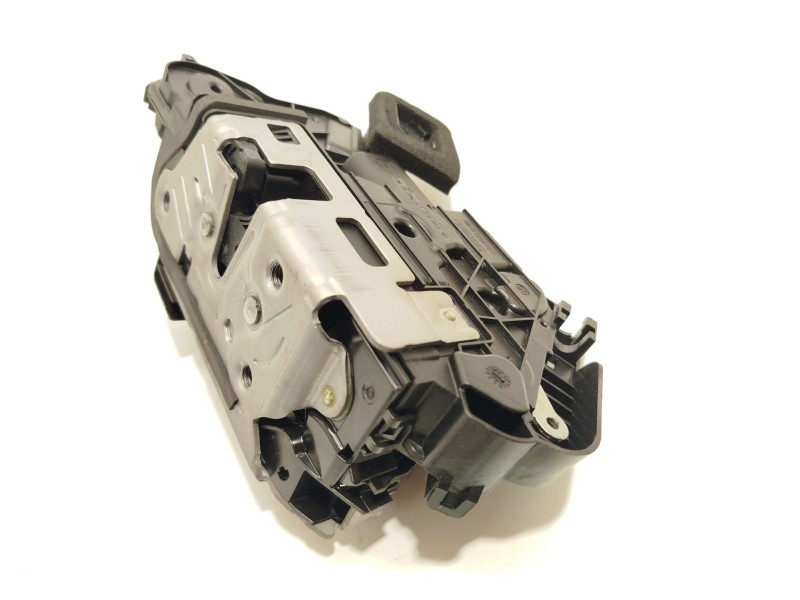 CERRADURA PUERTA DELANTERA IZQUIERDA 5TB837015E 