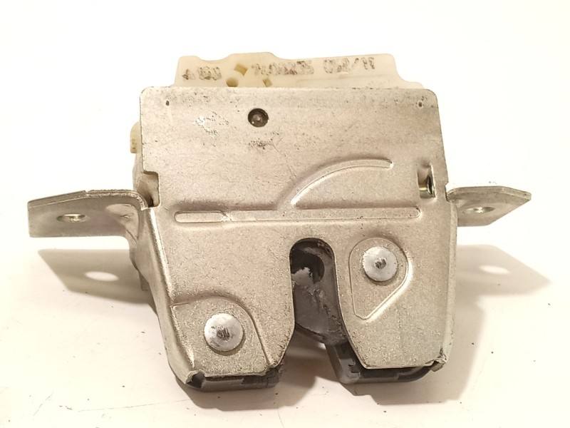 CERRADURA MALETERO / PORTON A1697400235 