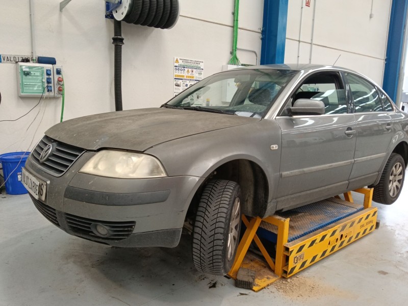 VOLKSWAGEN PASSAT B5.5 (3B3)