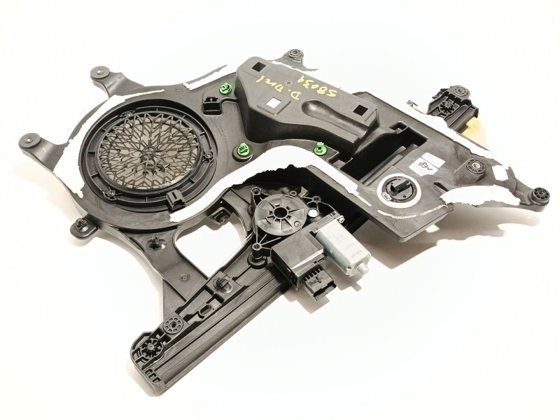 ELEVALUNAS DELANTERO DERECHO 9840175780 