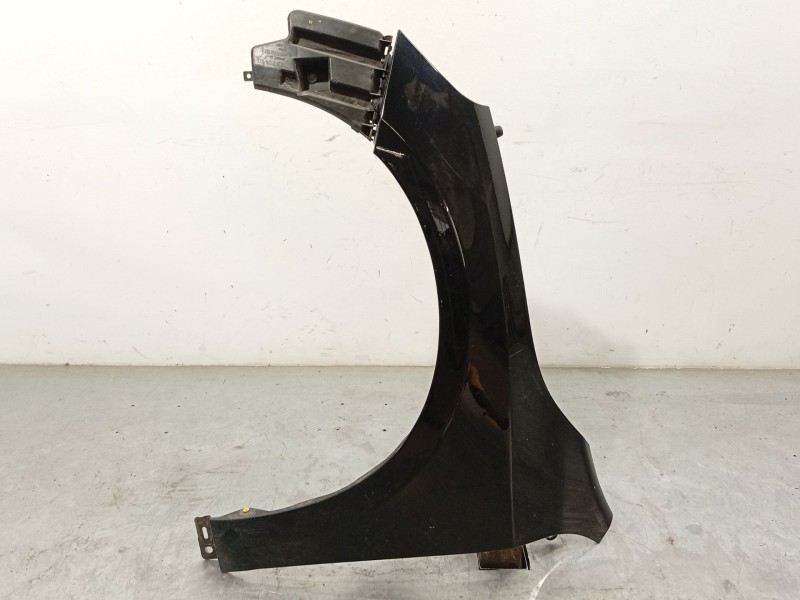 ALETA DELANTERA IZQUIERDA 31352073 