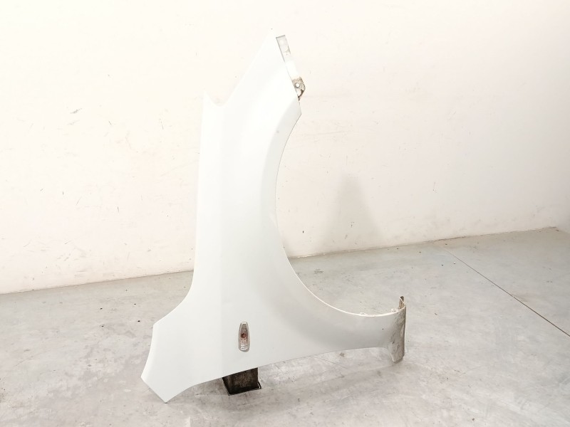 ALETA DELANTERA DERECHA 663211H010 