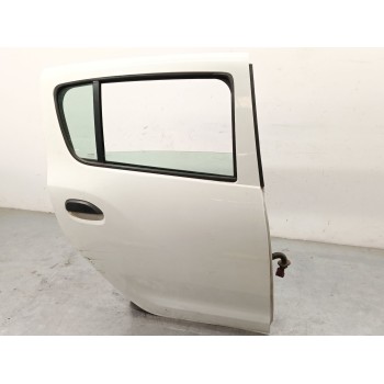 PUERTA TRASERA DERECHA 821002434R 