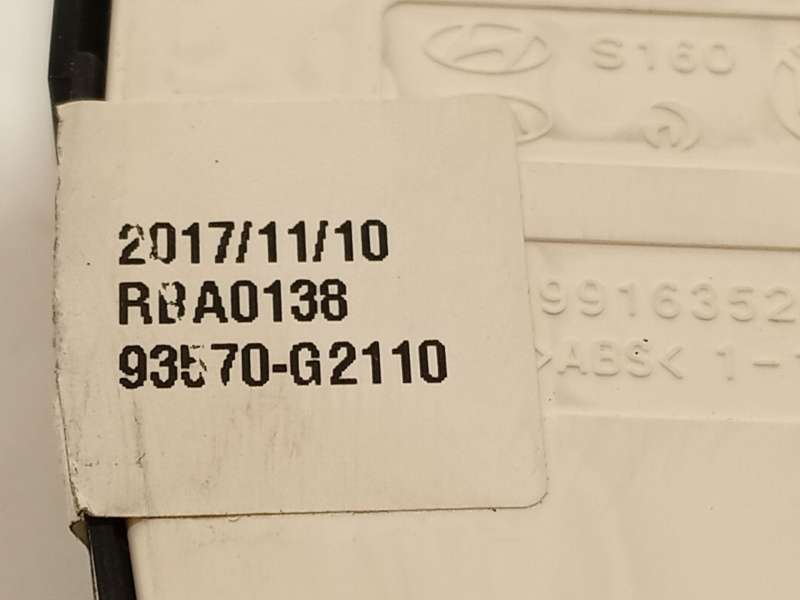 Recambio de mando elevalunas delantero izquierdo para hyundai ioniq (ae) 1.6 gdi hybrid referencia OEM IAM 93570G2110 93570G2110 5