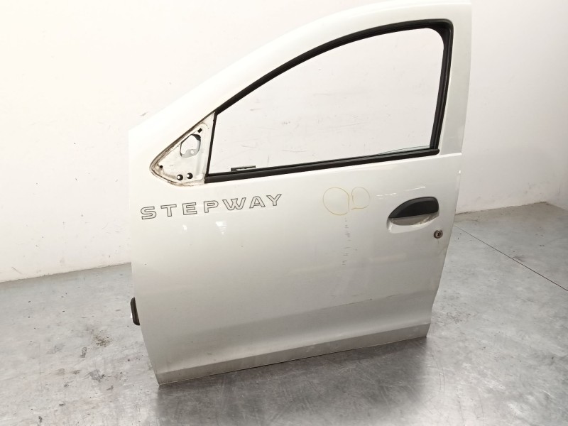 PUERTA DELANTERA IZQUIERDA 801012479R 