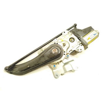 MOTOR CIERRE CENTRALIZADO PORTON 5813A119 42711010670