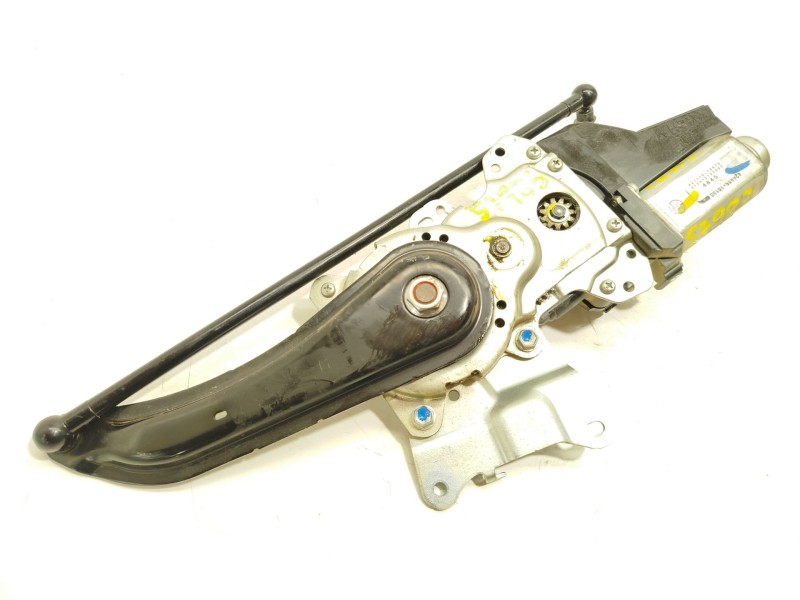 MOTOR CIERRE CENTRALIZADO PORTON 5813A119 42711010670