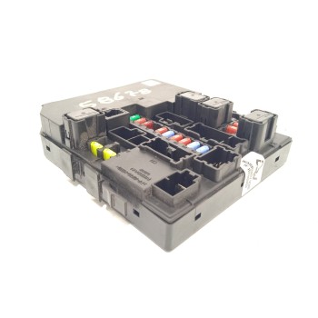 CAJA RELES / FUSIBLES 284B7JX50A 