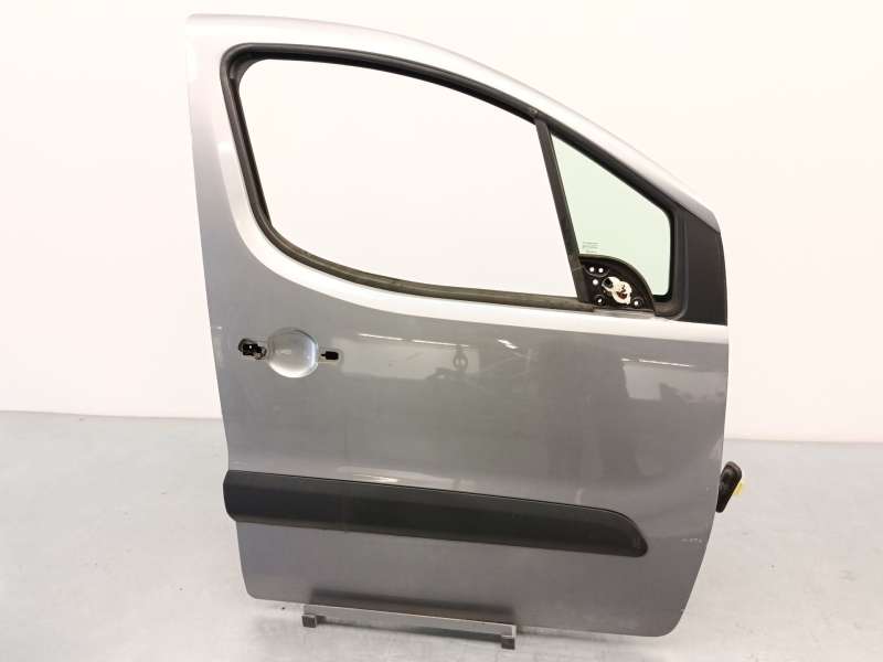 PUERTA DELANTERA DERECHA 9004Z6 