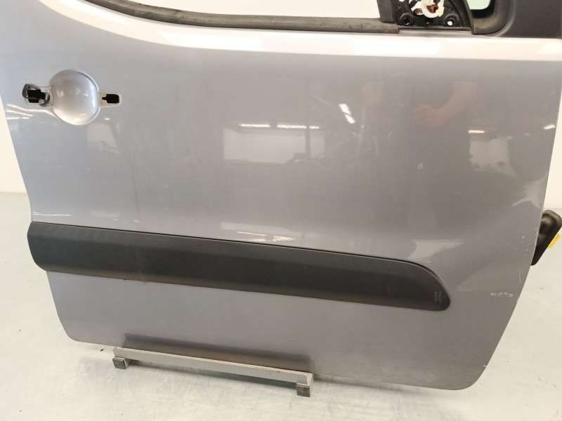 Recambio de puerta delantera derecha para peugeot partner tepee 1.6 bluehdi 100 referencia OEM IAM 9004Z6 - Gris 3