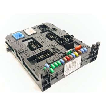 CAJA RELES / FUSIBLES 9812189480 1613583780 