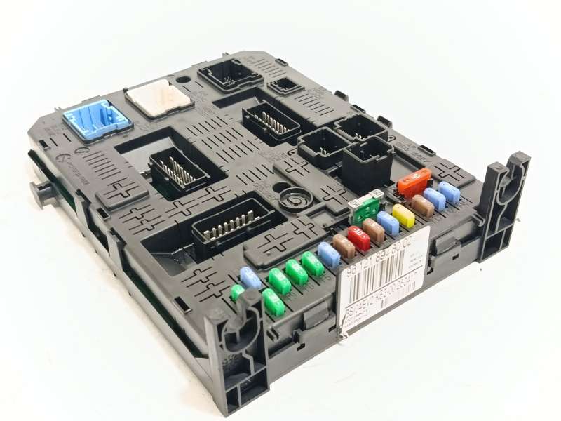 CAJA RELES / FUSIBLES 9812189480 1613583780 