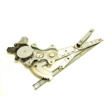 ELEVALUNAS TRASERO DERECHO 5743A240 