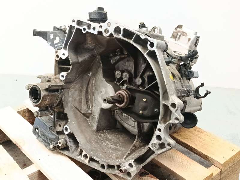 Recambio de caja cambios para peugeot rifter allure standard referencia OEM IAM 20V260 9837381980 7