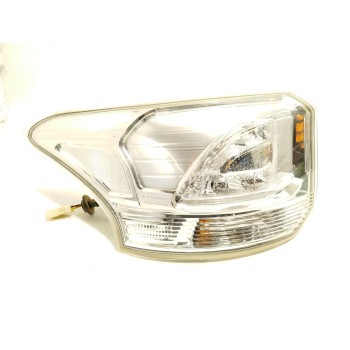 PILOTO TRASERO IZQUIERDO 8330B103 