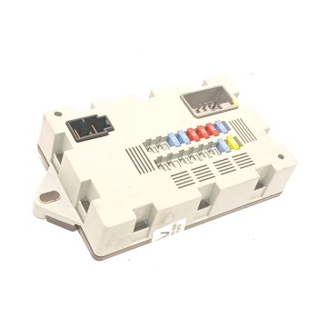 CAJA RELES / FUSIBLES C2D23644 CPLA14Q073AA 