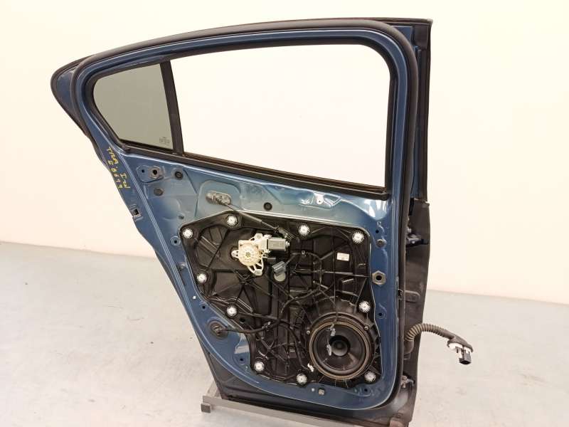 Recambio de puerta trasera izquierda para ford focus iv (hn) 1.0 ecoboost referencia OEM IAM 2577512 - Azul 4