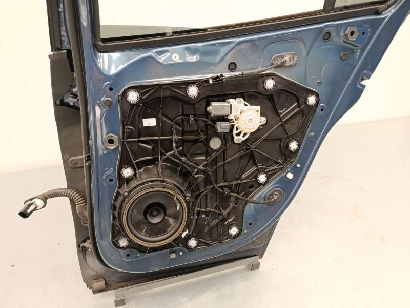 Recambio de puerta trasera derecha para ford focus iv (hn) 1.0 ecoboost referencia OEM IAM 2577510 - Azul 5