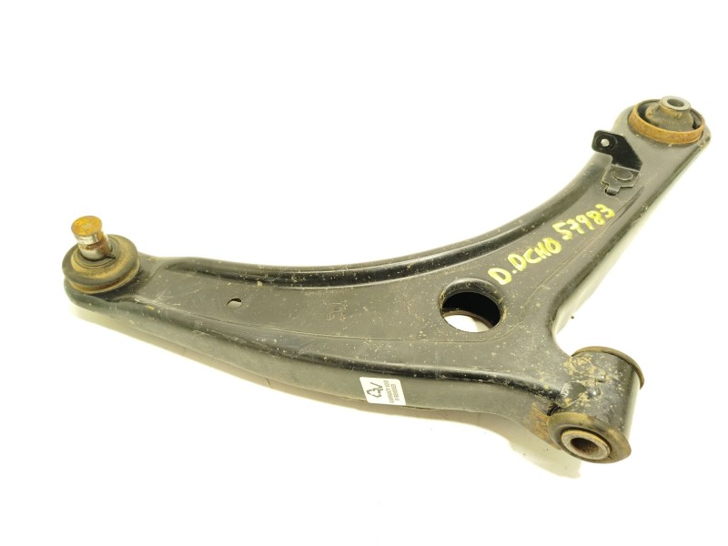BRAZO SUSPENSION INFERIOR DELANTERO DERECHO 4013A428 