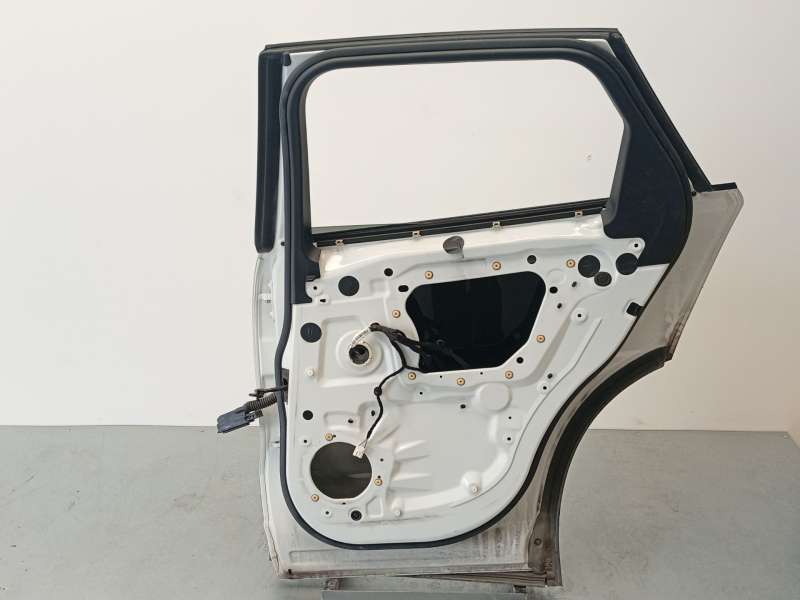 Recambio de puerta trasera derecha para jaguar f-pace (x761) 2.0 td4 awd referencia OEM IAM T4A1370 - Blanco 4