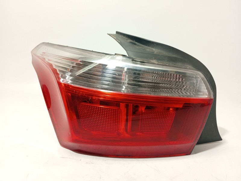 PILOTO TRASERO IZQUIERDO 9674809080 