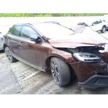 VOLVO V40 CROSS COUNTRY de desguace