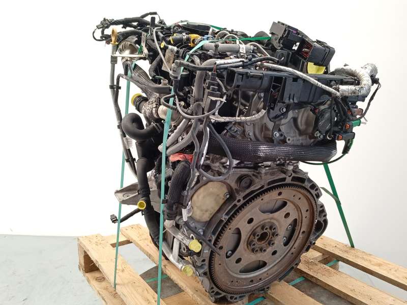 Recambio de despiece motor para jaguar f-pace (x761) 2.0 td4 awd referencia OEM IAM 204DTD - Blanco 2