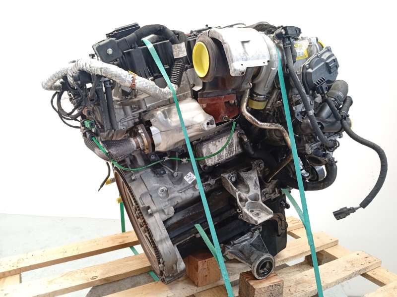 Recambio de despiece motor para jaguar f-pace (x761) 2.0 td4 awd referencia OEM IAM 204DTD - Blanco 3