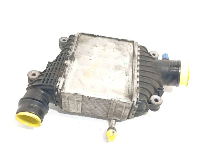 Recambio de intercooler para jaguar f-pace (x761) 2.0 td4 awd referencia OEM IAM TLX1026 GX736K775AC - Blanco 3