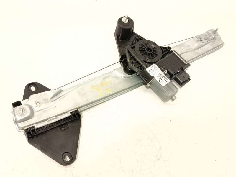 ELEVALUNAS DELANTERO IZQUIERDO 807217905R 128010922A 