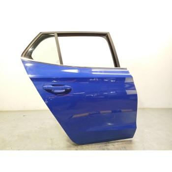 PUERTA TRASERA DERECHA 6V6833056A 