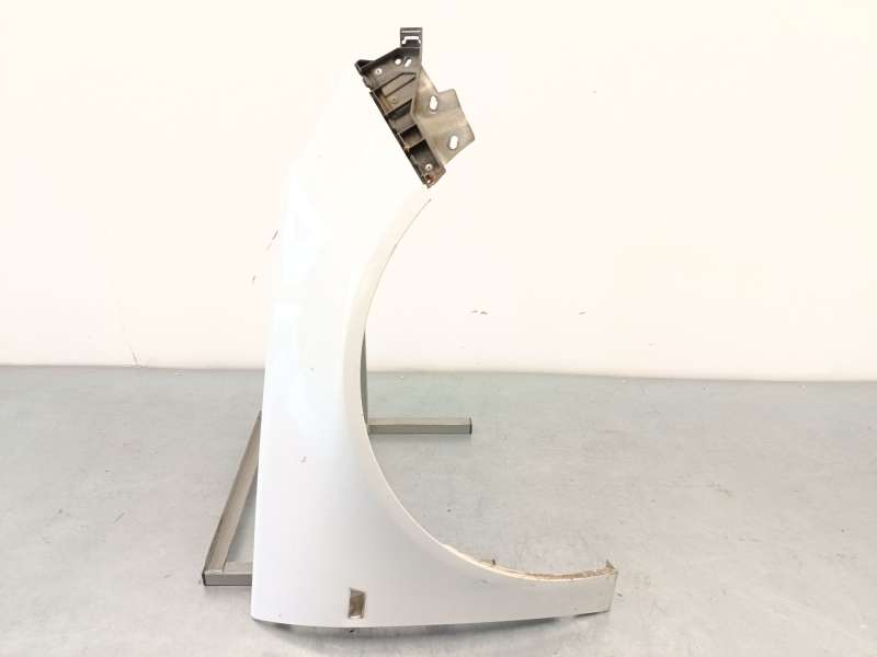 Recambio de aleta delantera derecha para opel insignia a (g09) 2.0 cdti (68) referencia OEM IAM 13277521 2