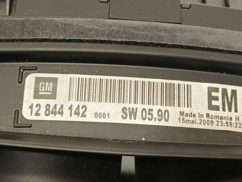 Recambio de cuadro instrumentos para opel insignia a (g09) 2.0 cdti (68) referencia OEM IAM 12844142 7