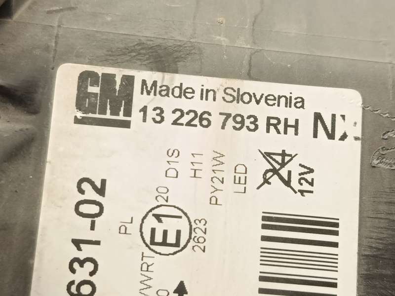 Recambio de faro derecho para opel insignia a (g09) 2.0 cdti (68) referencia OEM IAM 13226793 22925419 1ZT009631 6