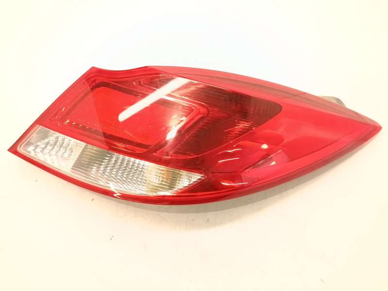 Recambio de piloto trasero derecho para opel insignia a (g09) 2.0 cdti (68) referencia OEM IAM 13279622 2