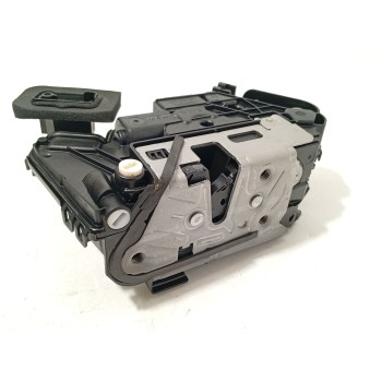 CERRADURA PUERTA TRASERA IZQUIERDA 5TA839015Q 