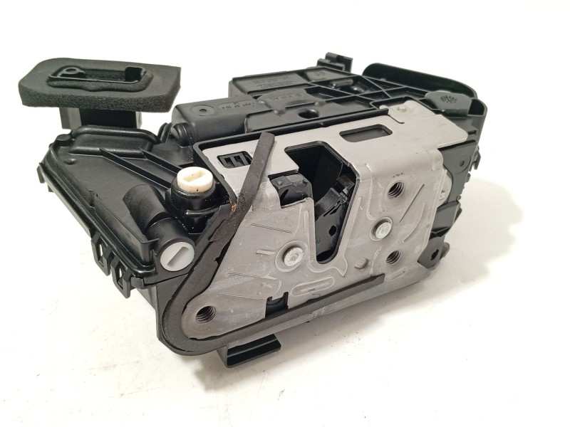 CERRADURA PUERTA TRASERA IZQUIERDA 5TA839015Q 