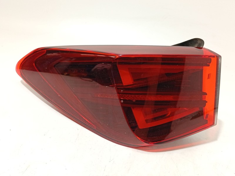 PILOTO TRASERO IZQUIERDO 5FA945207D 