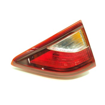 PILOTO TRASERO DERECHO INTERIOR 92404H8400 