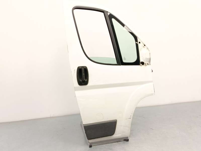 Recambio de puerta delantera derecha para peugeot boxer furgoneta 2.2 hdi 100 referencia OEM IAM 9004Y1 - Blanco 2