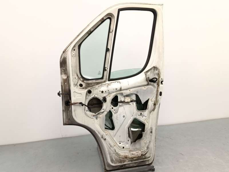 Recambio de puerta delantera derecha para peugeot boxer furgoneta 2.2 hdi 100 referencia OEM IAM 9004Y1 - Blanco 5