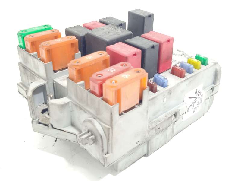 Recambio de caja reles / fusibles para peugeot boxer furgoneta 2.2 hdi 100 referencia OEM IAM 1349944080 - Blanco 2