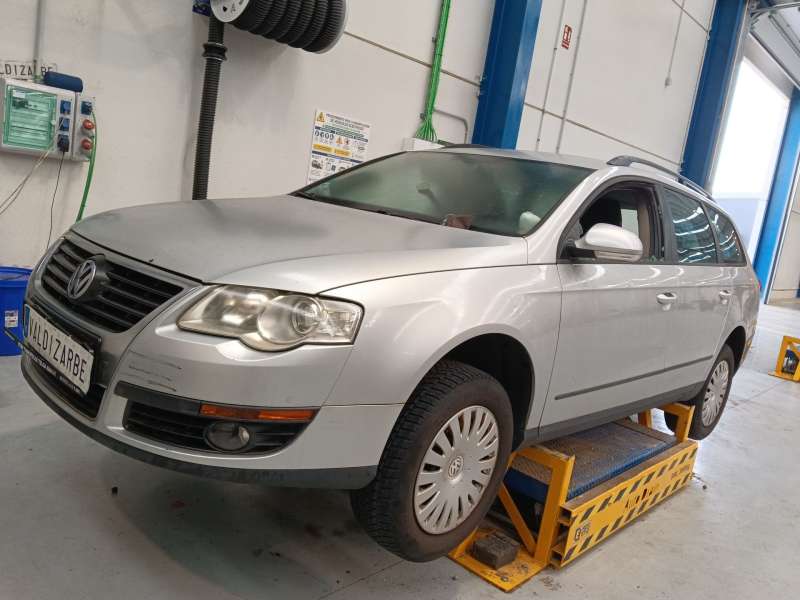 VOLKSWAGEN PASSAT B6 (3C2)