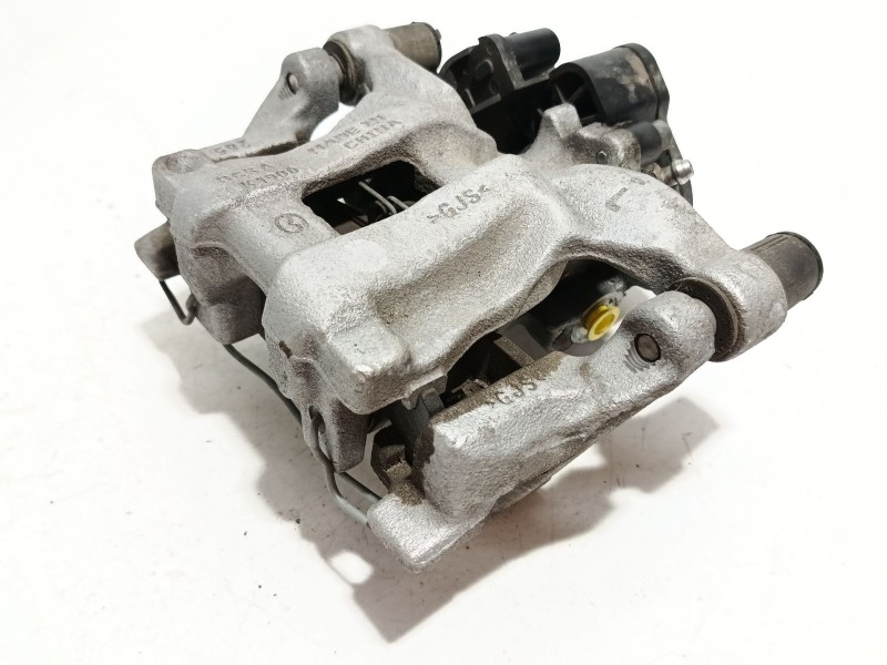 PINZA FRENO TRASERA IZQUIERDA BCYA2671X BGKM26990A 
