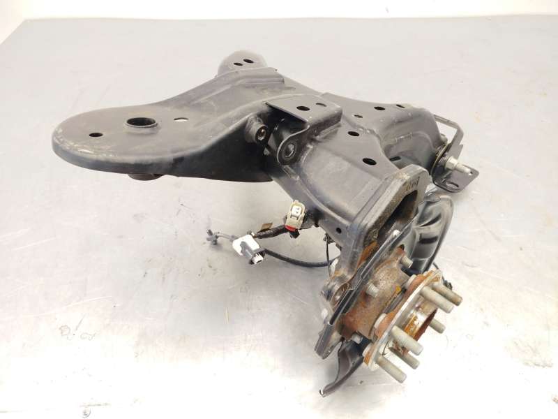 Recambio de mangueta trasera izquierda para ford transit custom v710 furgoneta (nrn) 2.0 ecoblue referencia OEM IAM PZ315B947AD - Blanco 5
